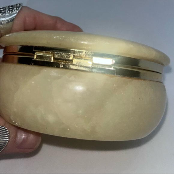 Vintage Italy Alabaster Trinket Box - Picture 6 of 12